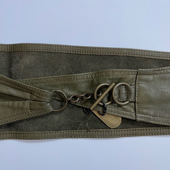 Calvin Klein Olive or Army Green Wrap Belt 28-32 Waist - Picture 3 of 3